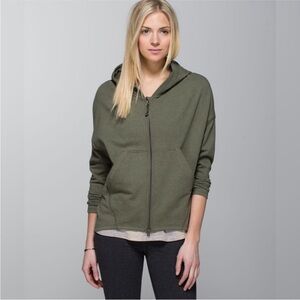 Lululemon Hold your Om Hoodie zip front Jacket heathered Fatigue green Sz 4